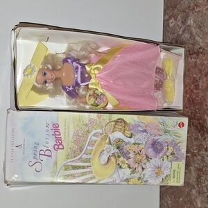 1995 Avon Spring Barbie-1st in series.  2nd in series also available.